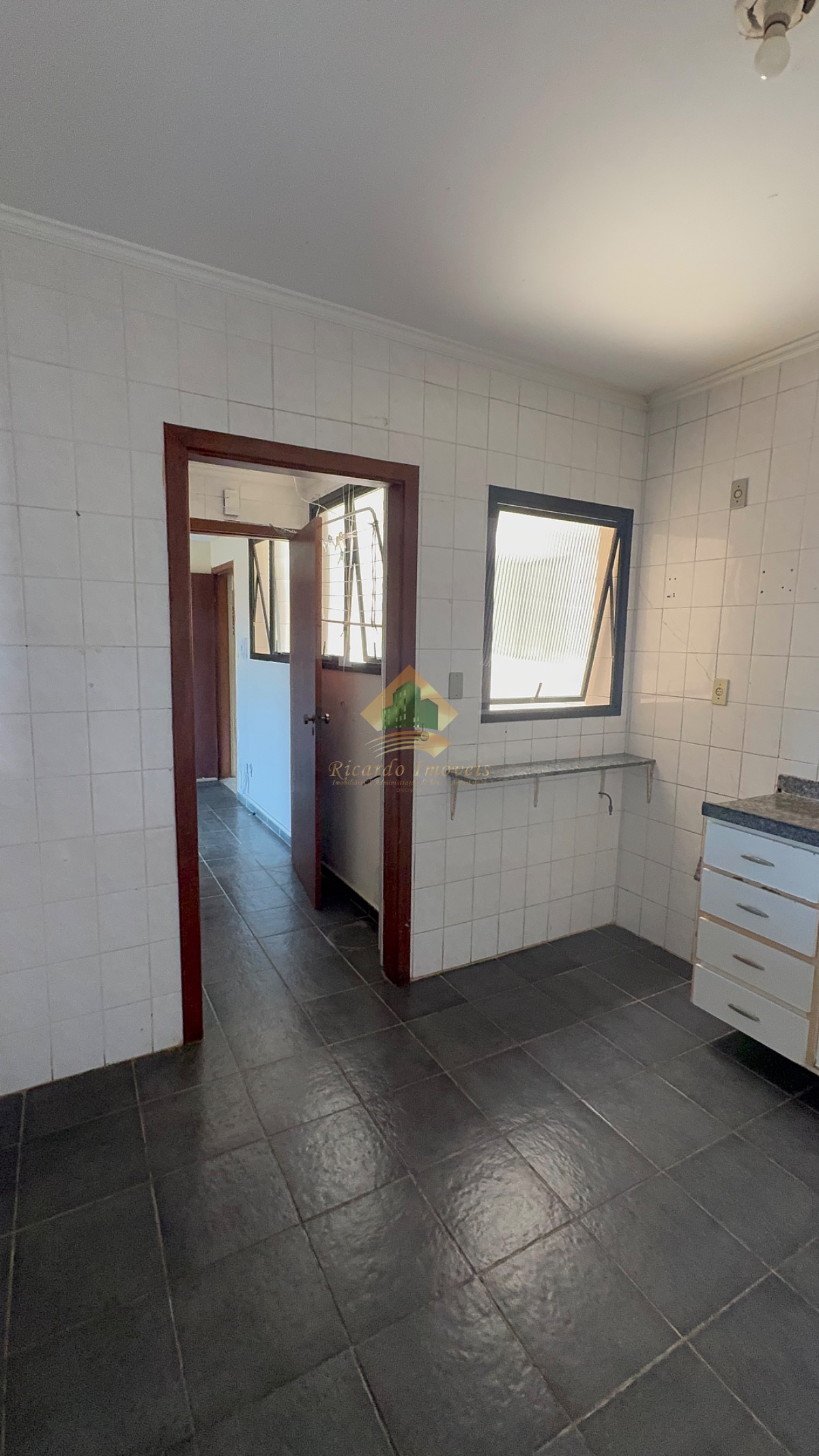 Excelente apartamento no centro da cidade