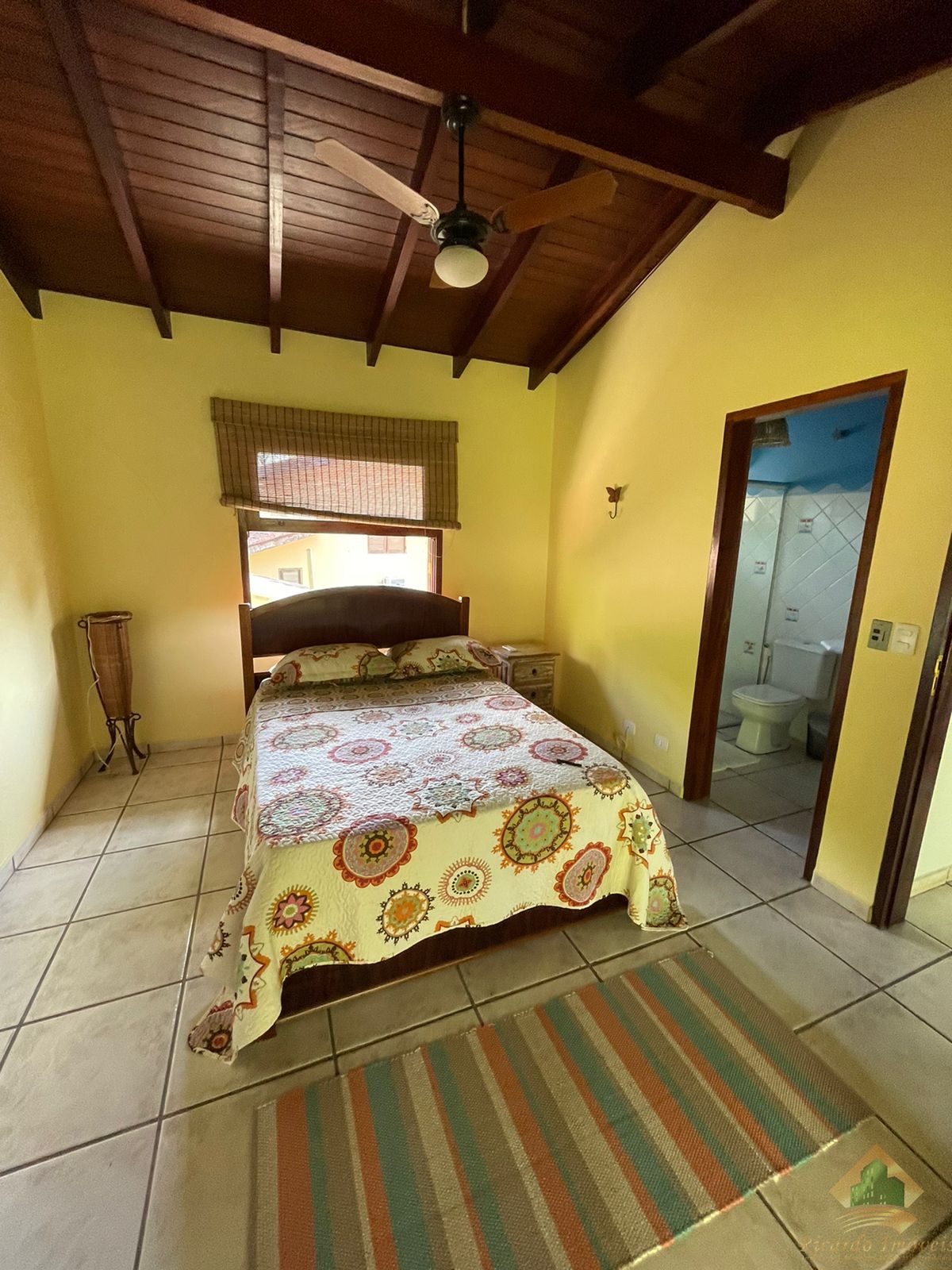 Casa de alto padrão em bairro nobre