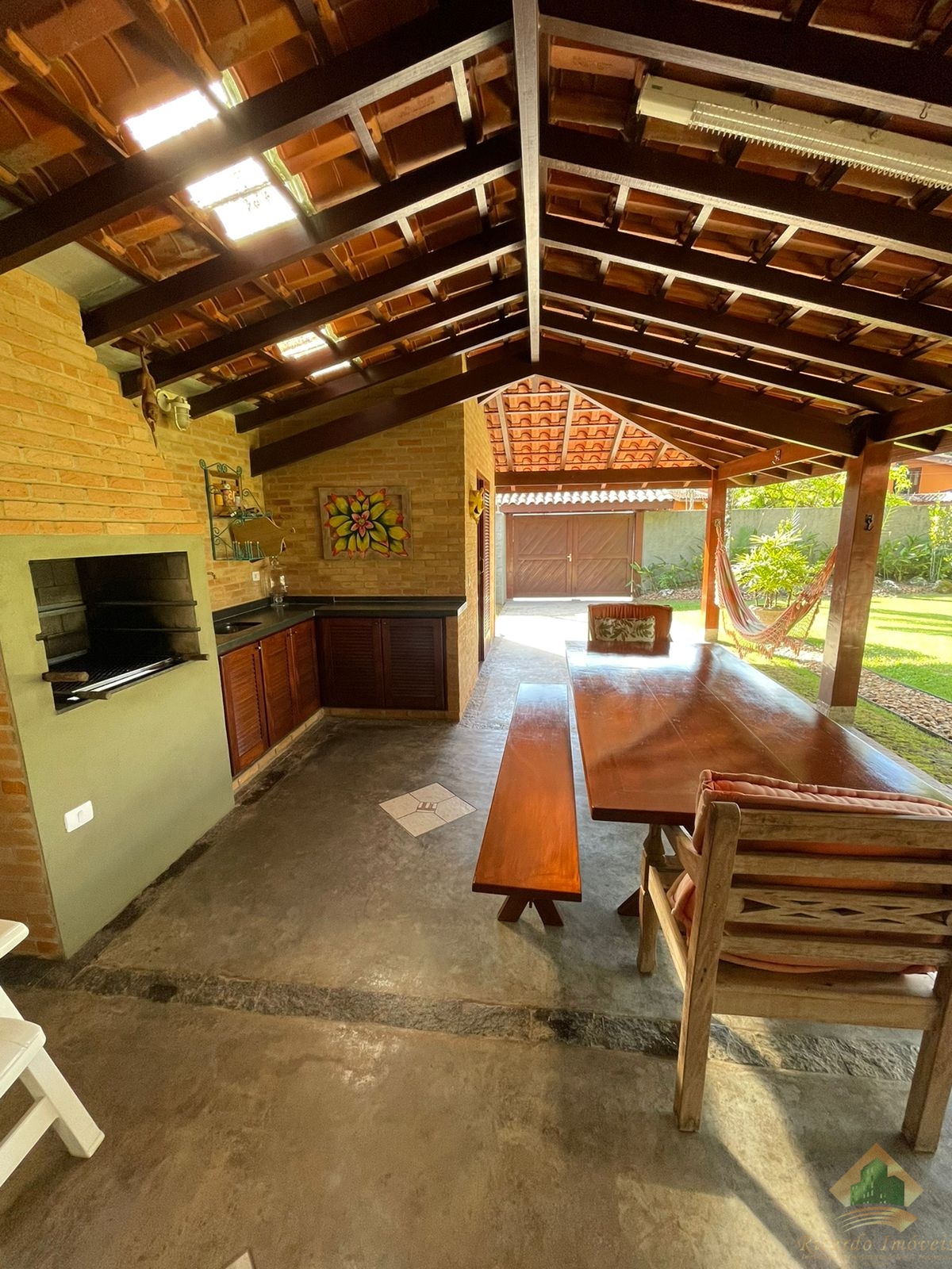 Casa de alto padrão em bairro nobre