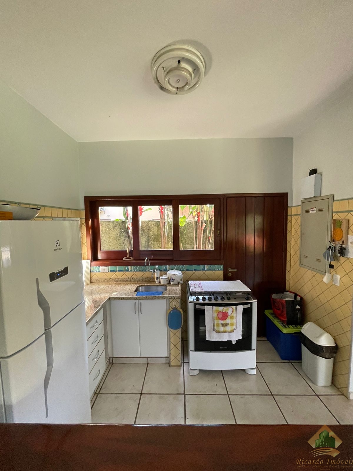 Casa de alto padrão em bairro nobre