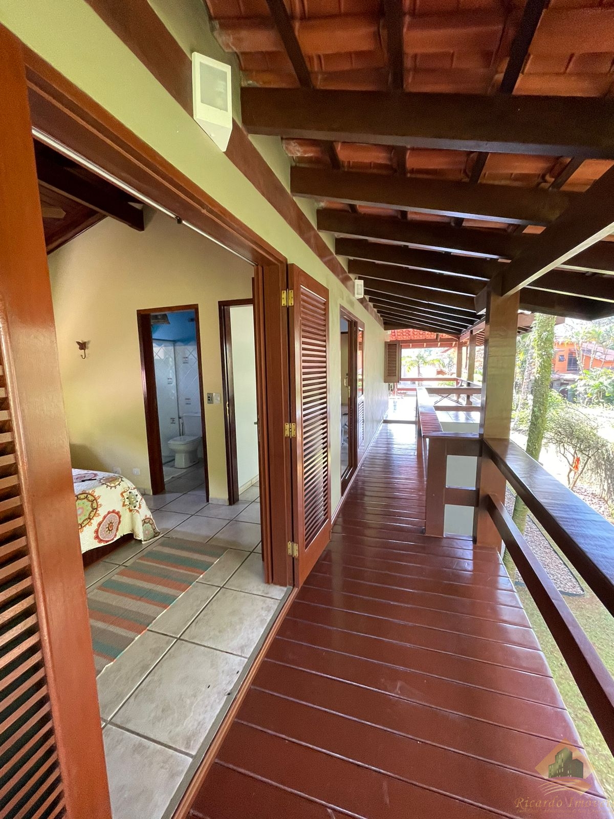 Casa de alto padrão em bairro nobre