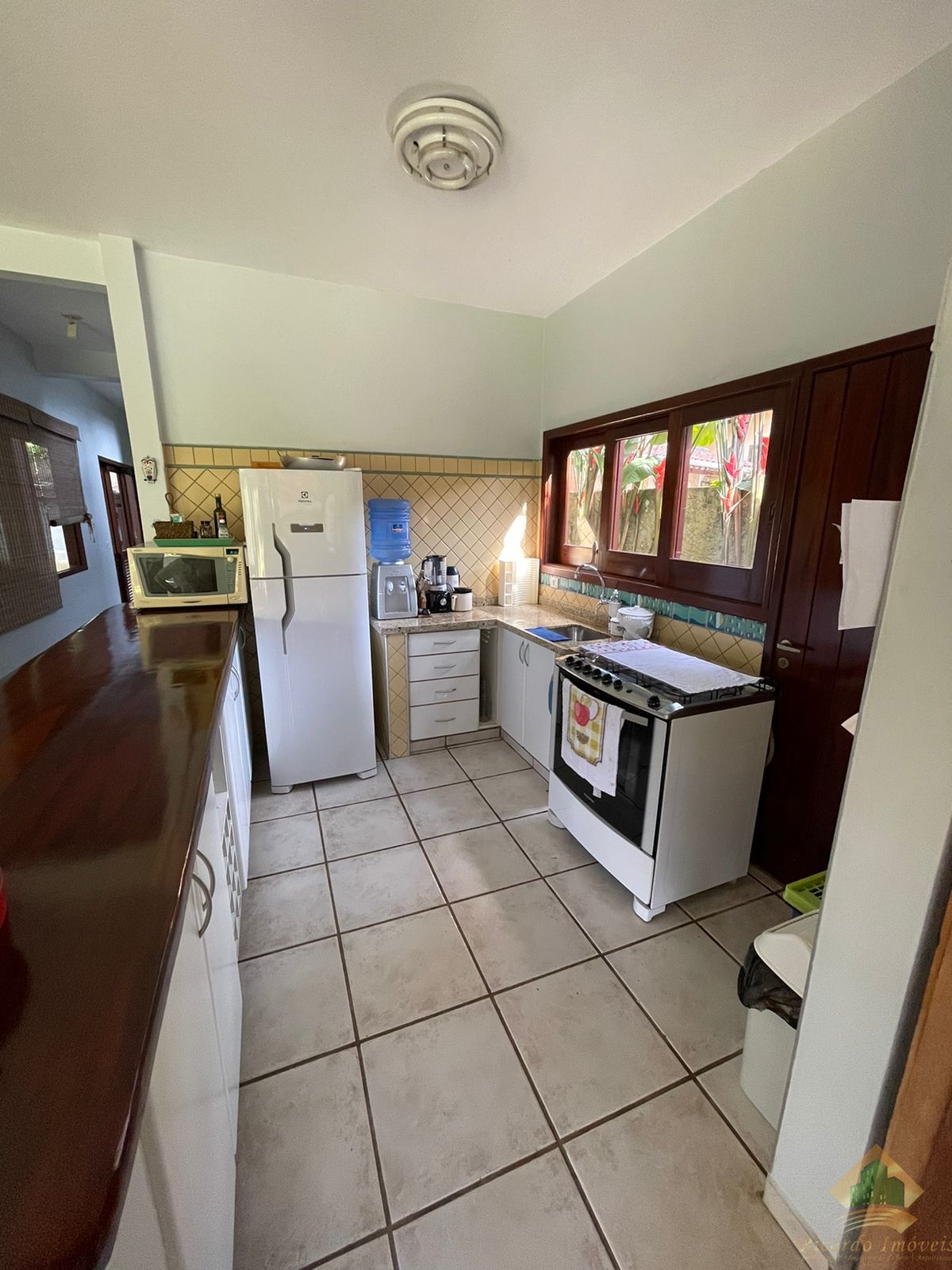 Casa de alto padrão em bairro nobre