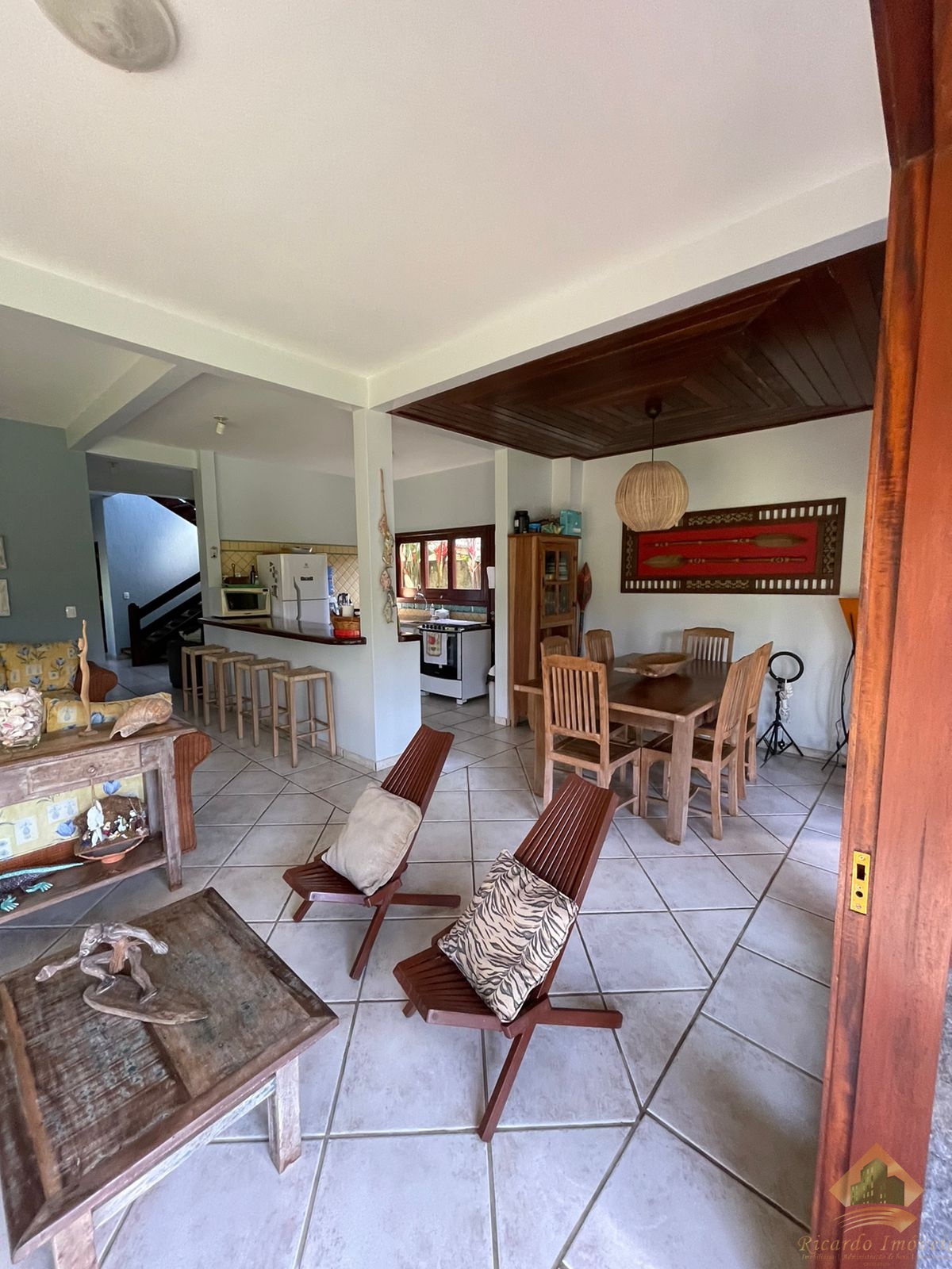 Casa de alto padrão em bairro nobre