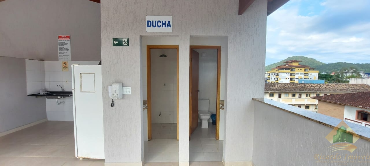 Ótimo apartamento térreo no itaguá com área gourmet privativa