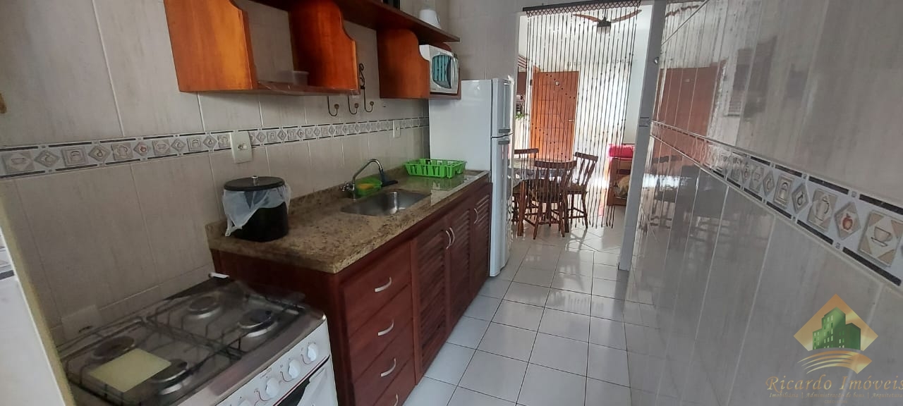 Ótimo apartamento térreo no itaguá com área gourmet privativa