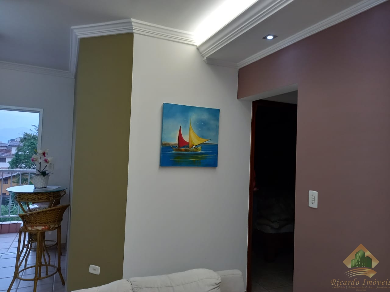 Excelente apartamento de dois dormitórios próximo a orla do itagua