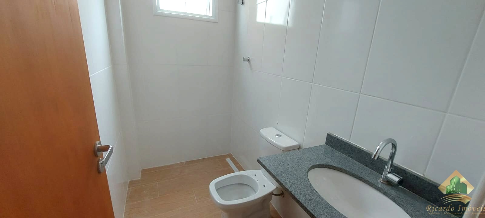 Apartamento novo próximo da orla do itaguá