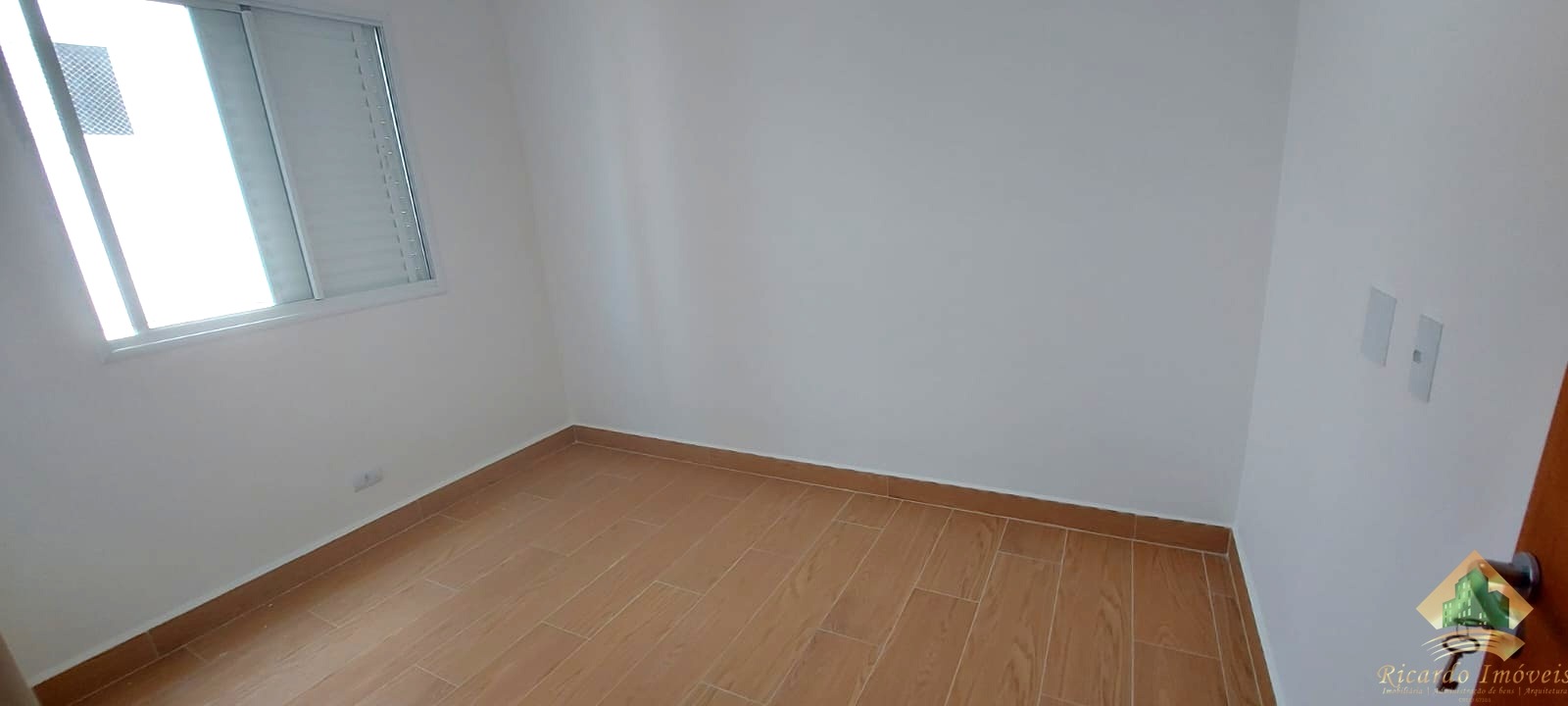 Apartamento novo próximo da orla do itaguá