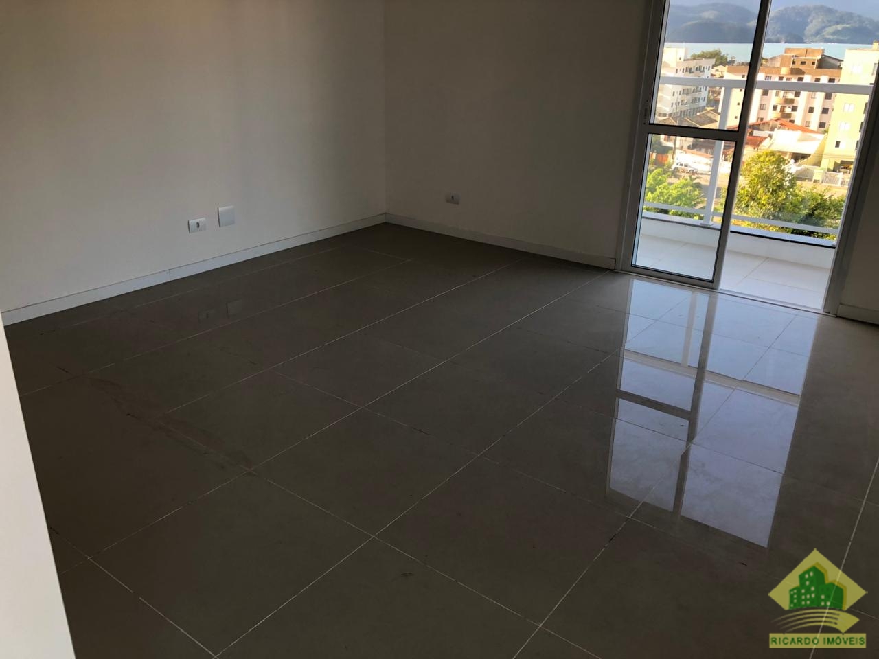 Cobertura Alto Padrão