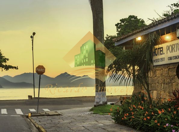 Hotel frente mar na melhor localização de ubatuba-sp