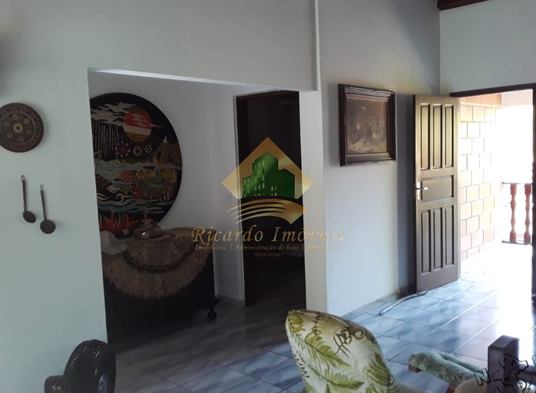 Sobrado na ressaca com edícula