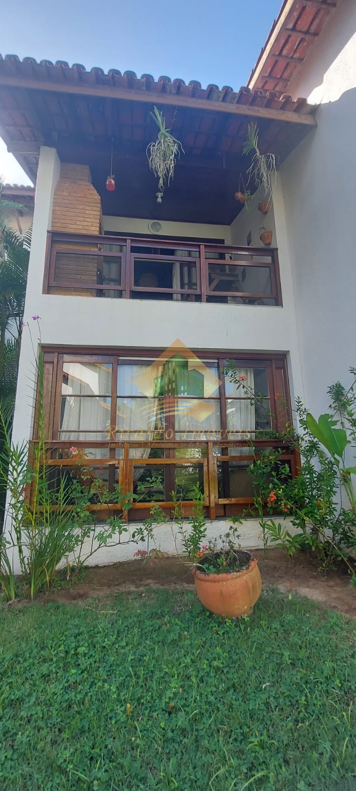 Apt duplex no condomínio no saco da ribeira