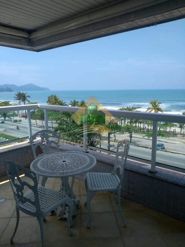 Cobertura triplex de alto padrao com vista para o mar em ubatuba-sp