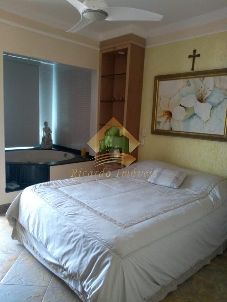 Cobertura triplex de alto padrao com vista para o mar em ubatuba-sp