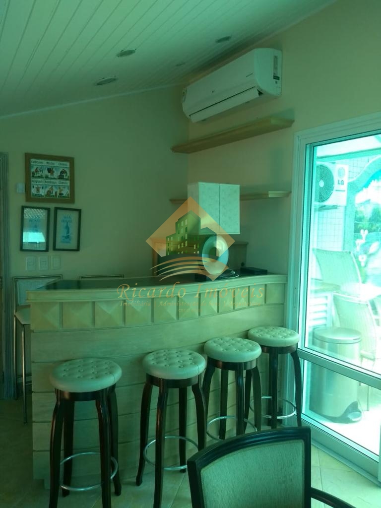 Cobertura triplex de alto padrao com vista para o mar em ubatuba-sp