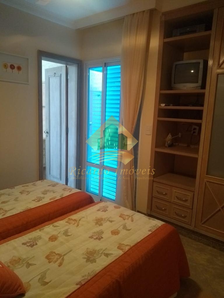 Cobertura triplex de alto padrao com vista para o mar em ubatuba-sp