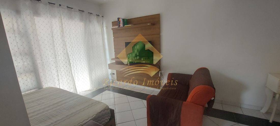 Oportunidade no centro apt com 2 dormitórios!!