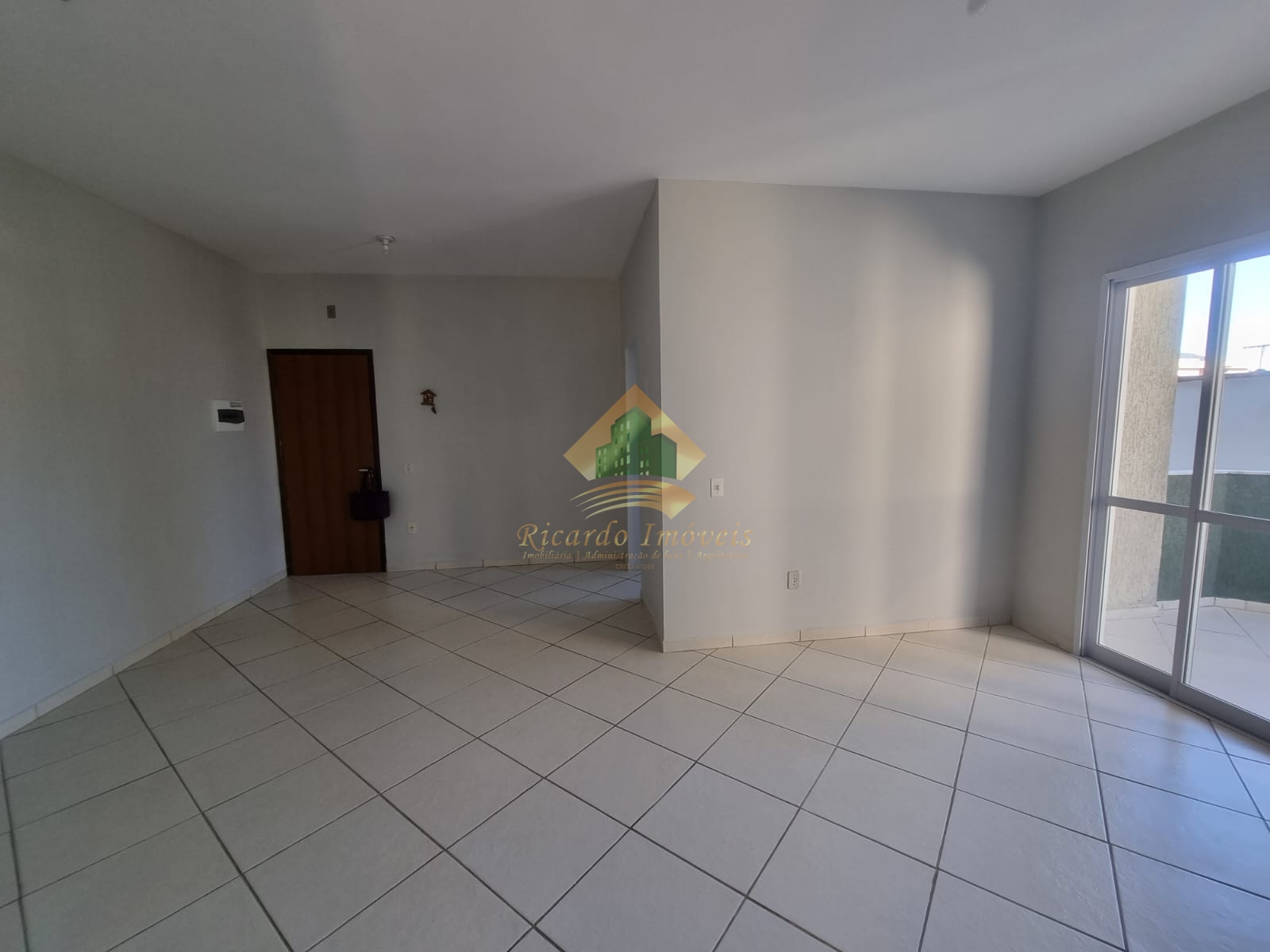 Apt amplo na região central