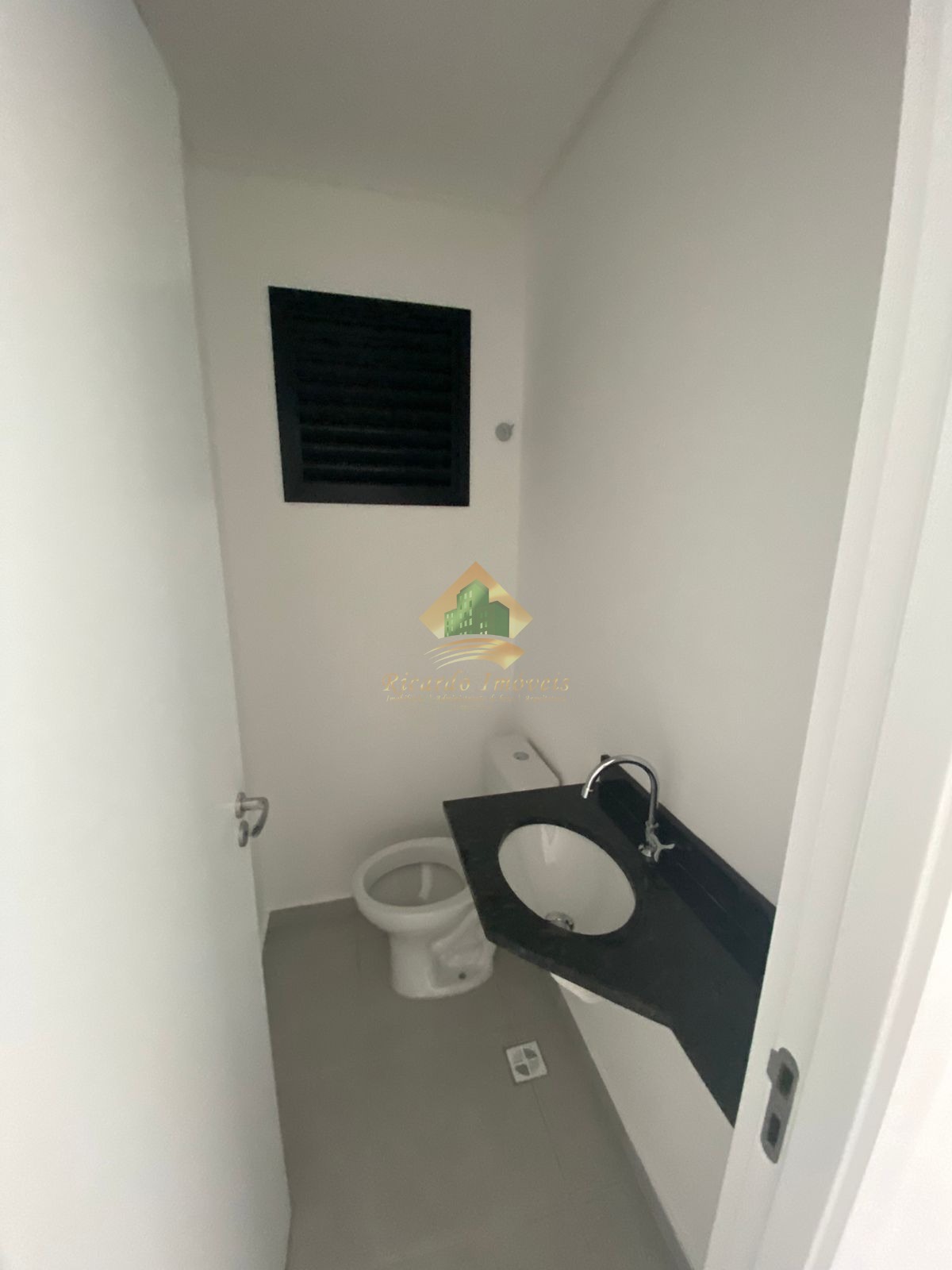 Apt com 1 dormitório próximo das principais praias de ubatuba.