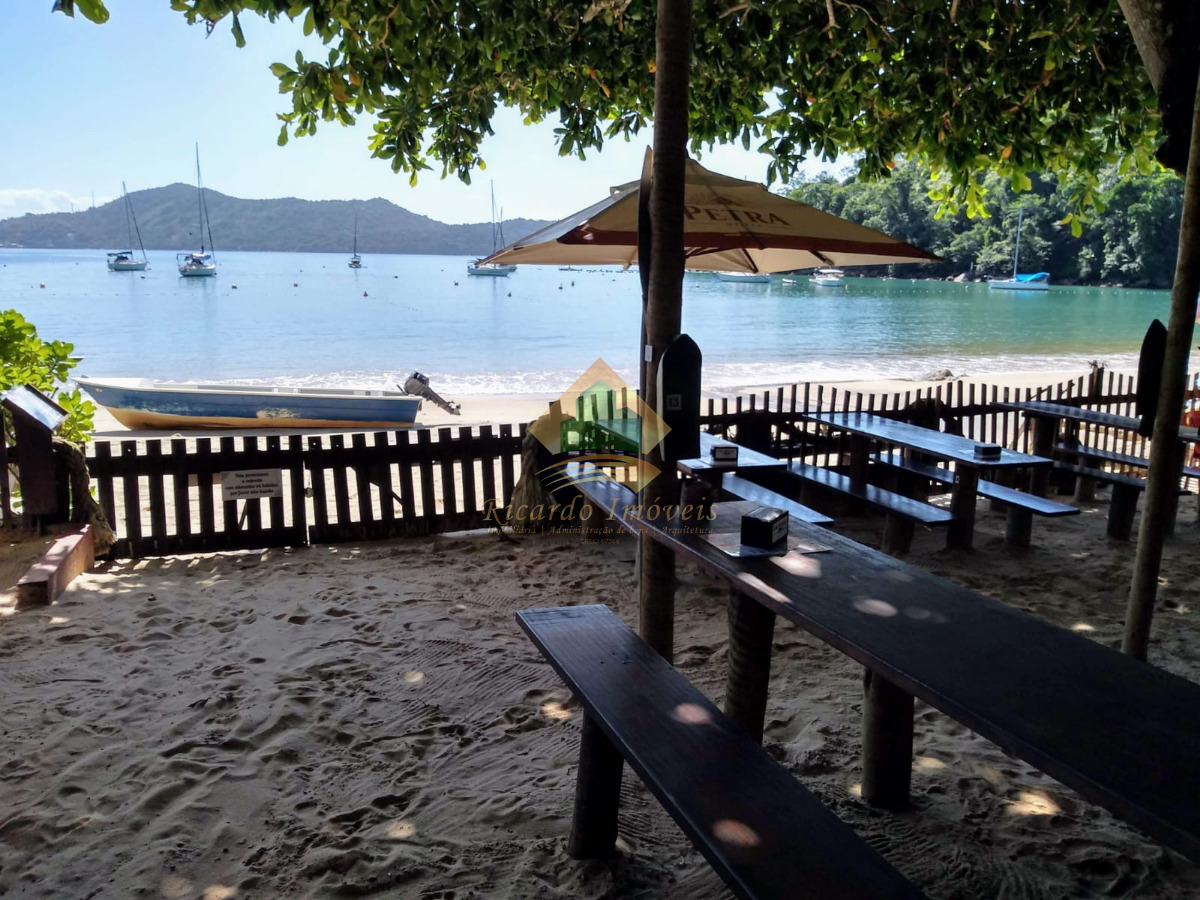 Casa Pé na Areia Com quiosque e chalés para locação, Vistta paradisíaca na Praia do Flamengo