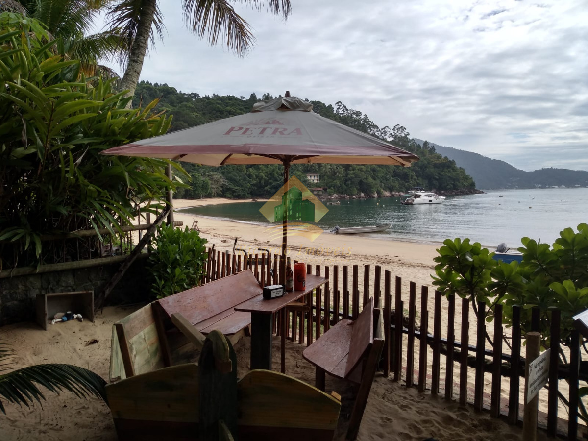 Casa Pé na Areia Com quiosque e chalés para locação, Vistta paradisíaca na Praia do Flamengo
