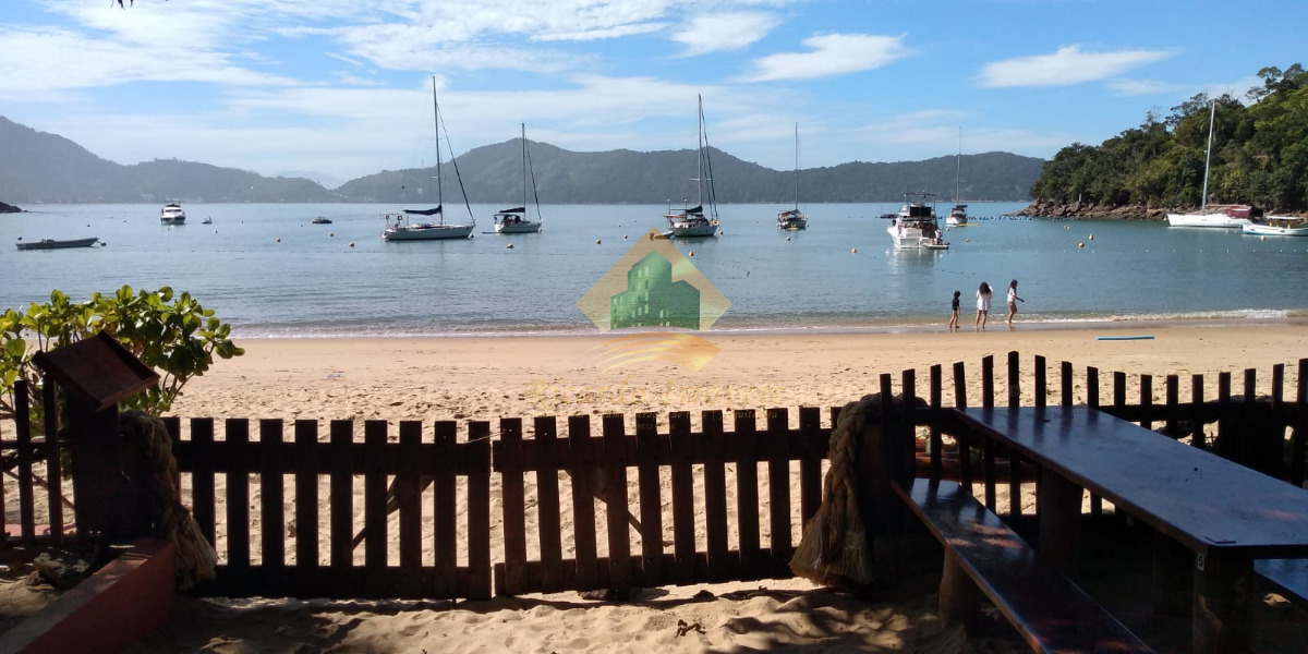 Casa Pé na Areia Com quiosque e chalés para locação, Vistta paradisíaca na Praia do Flamengo