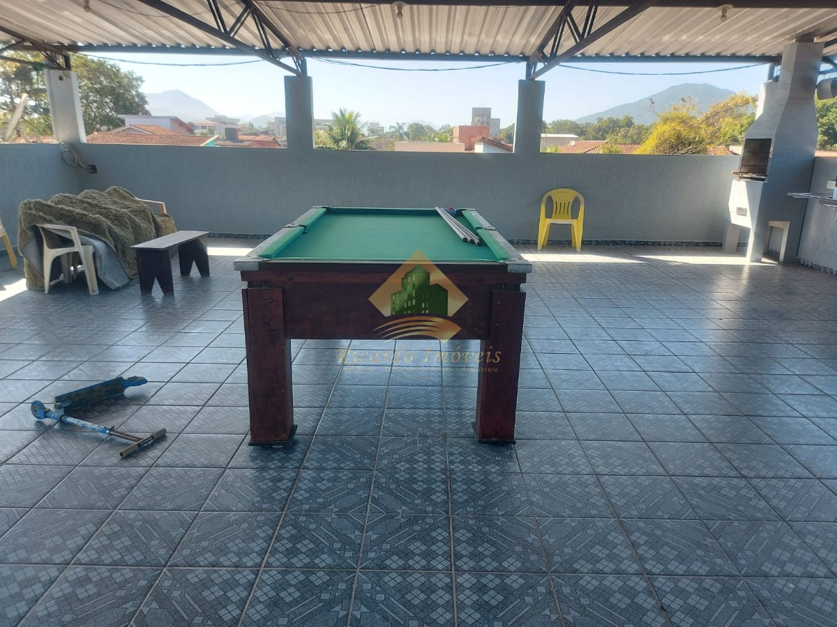 Belíssima casa na estufa 2 ideal para locação para temporada ótima localização