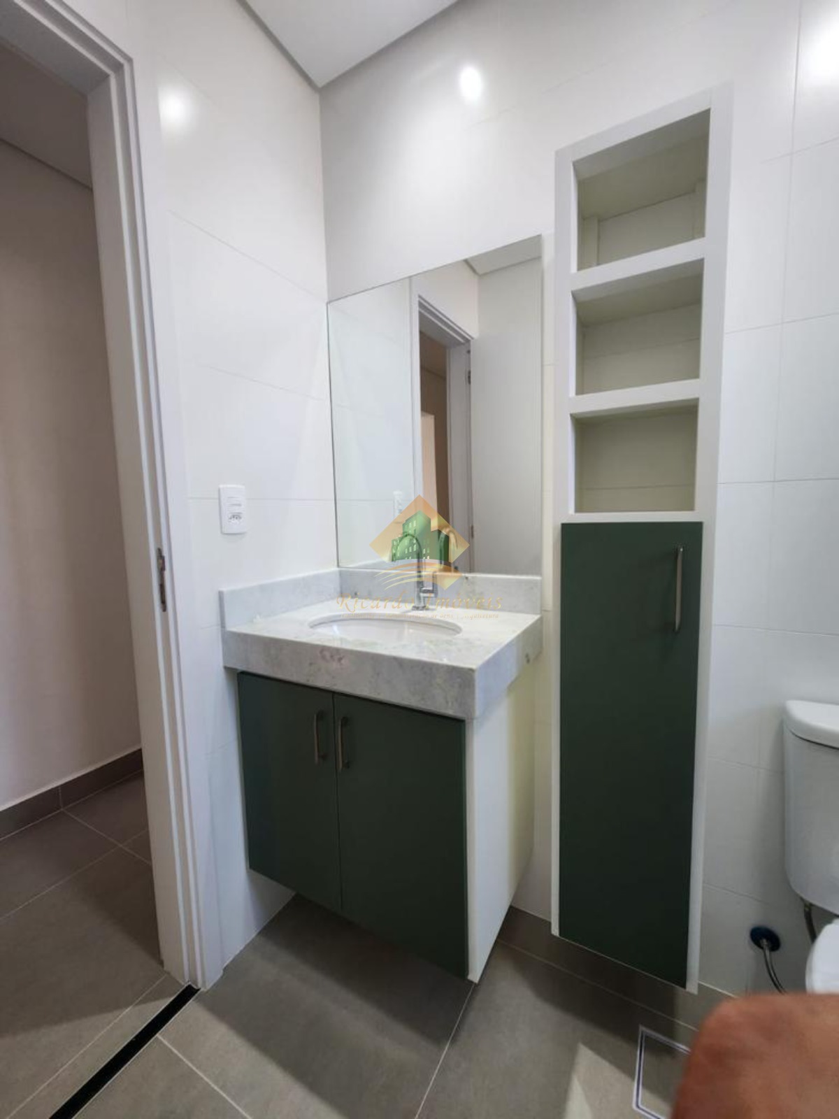 Apartamento novo no centro da cidade