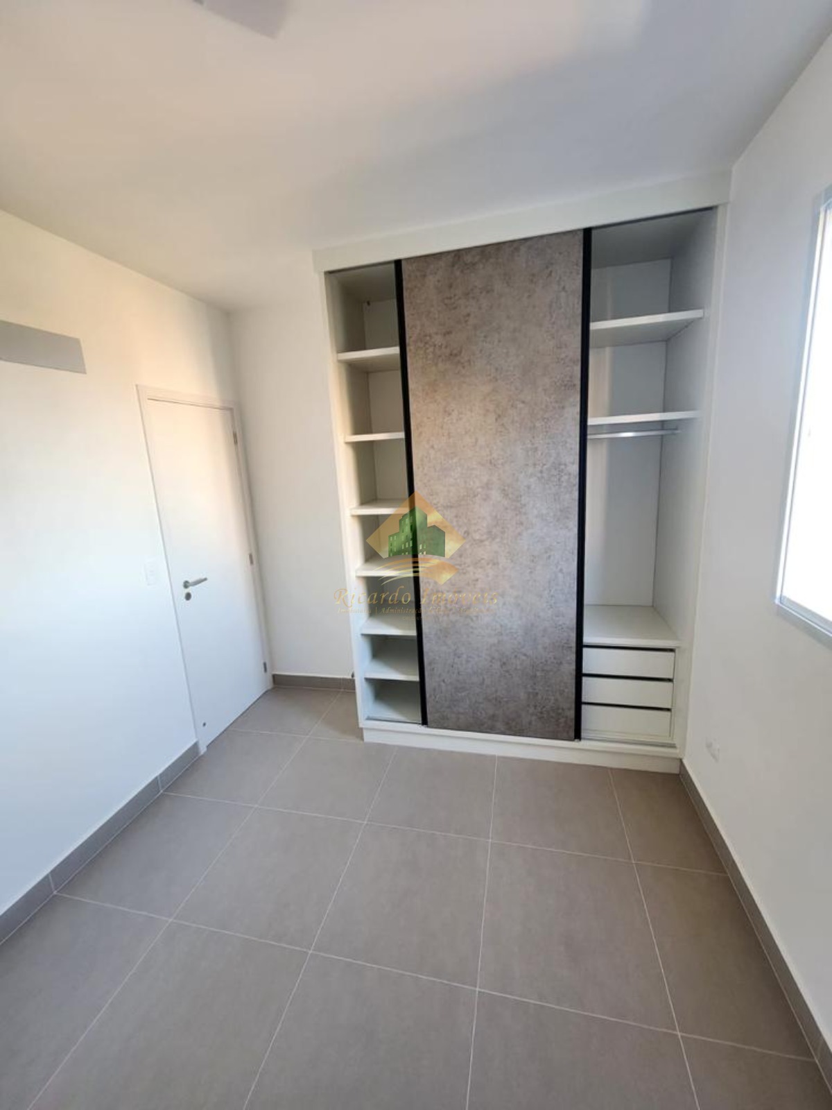Apartamento novo no centro da cidade