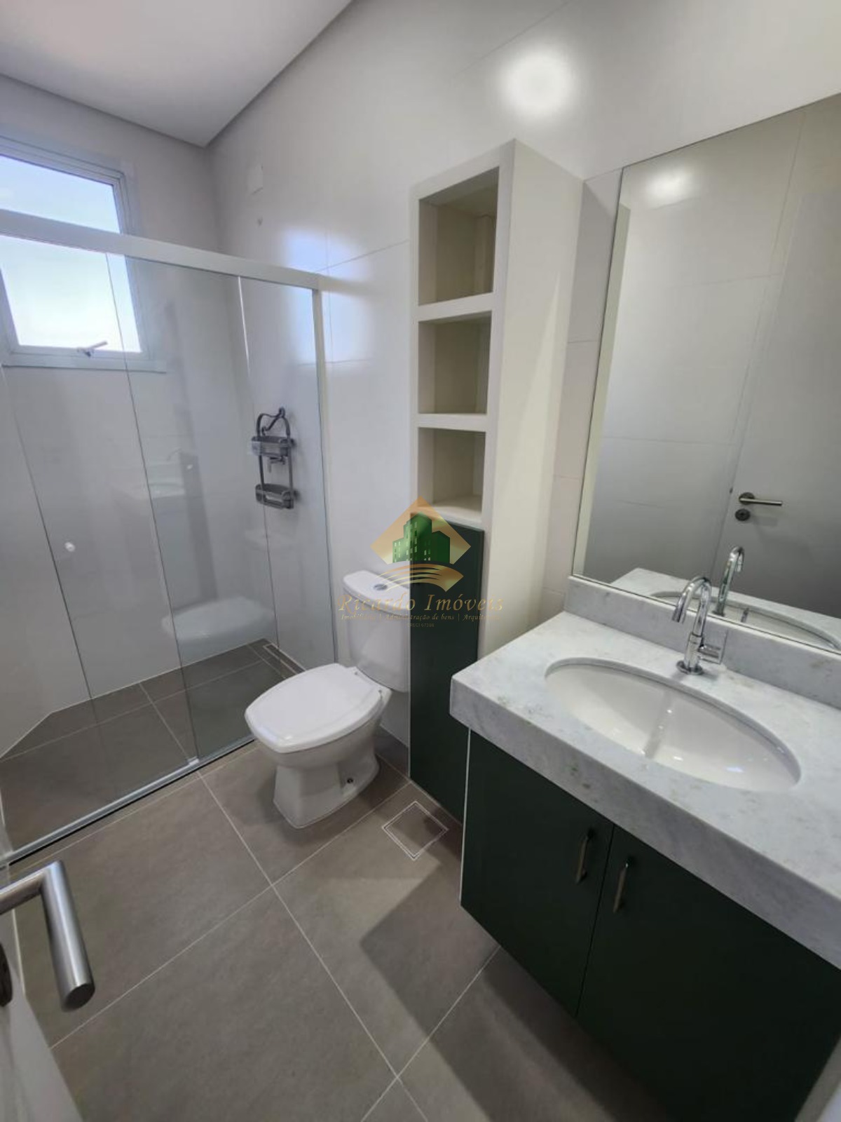 Apartamento novo no centro da cidade