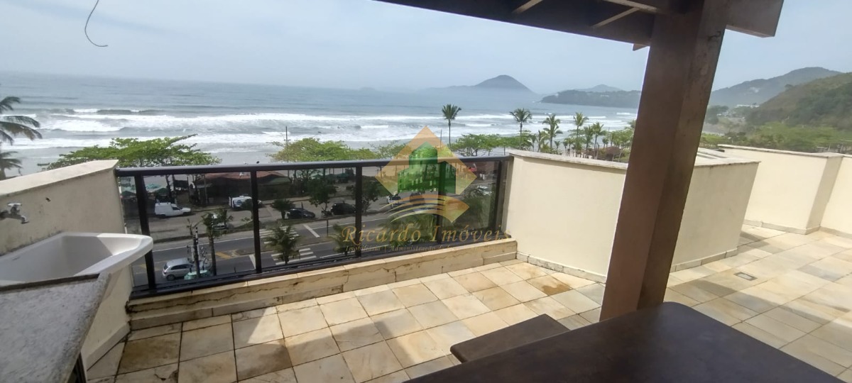 Excelente cobertura duplex frente para o mar na parte nobre da praia grande