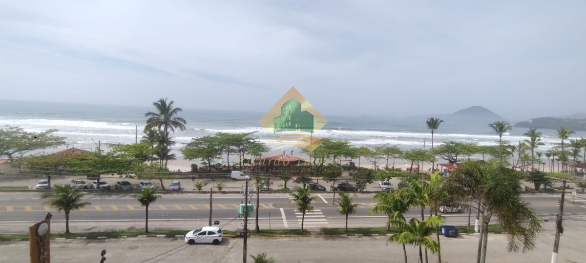 Excelente cobertura duplex frente para o mar na parte nobre da praia grande