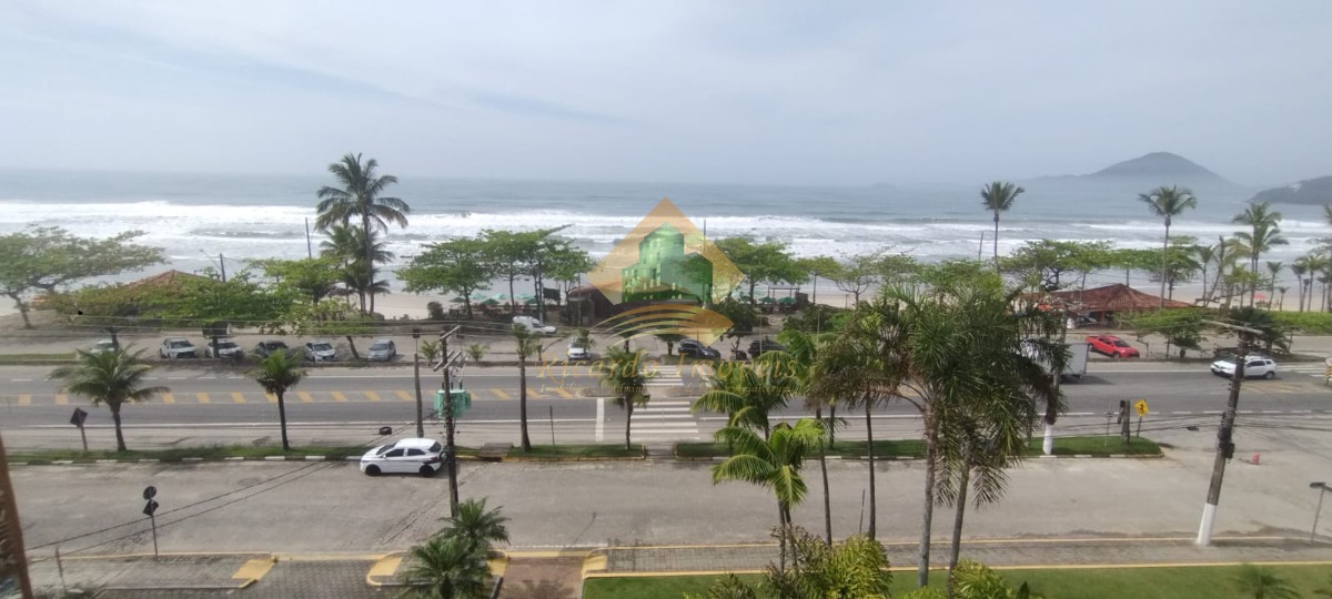 Excelente cobertura duplex frente para o mar na parte nobre da praia grande
