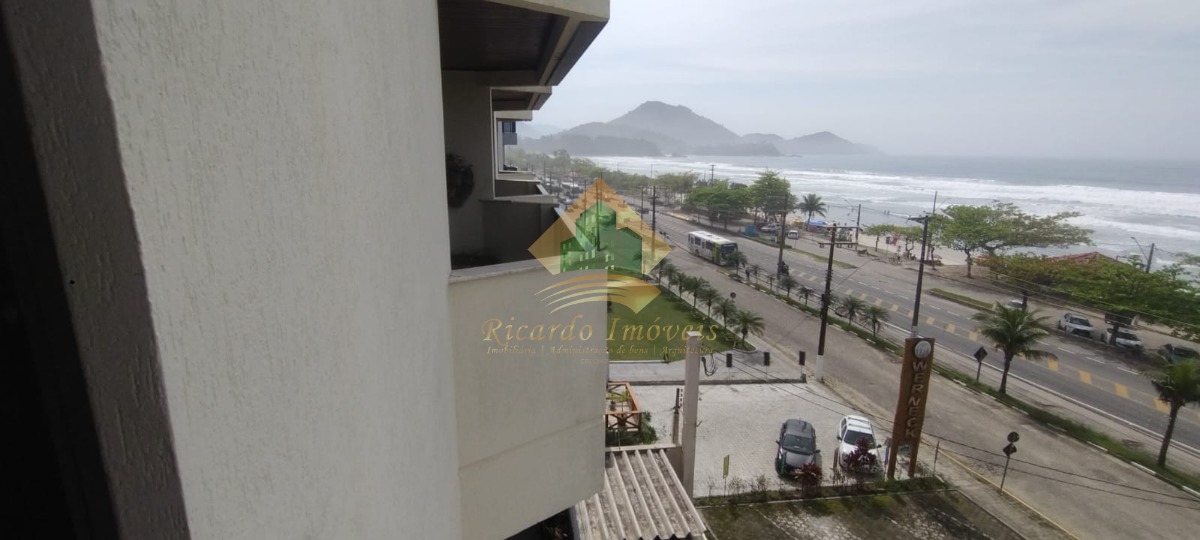 Excelente cobertura duplex frente para o mar na parte nobre da praia grande