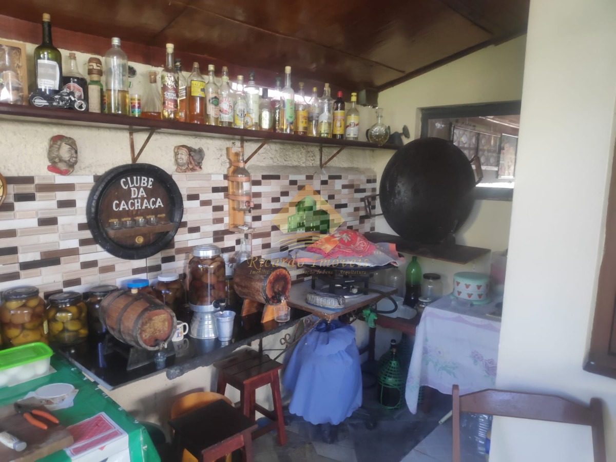 Casa com 2 dormitorios boa localização