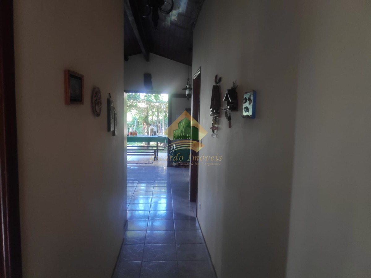 Casa com 2 dormitorios boa localização