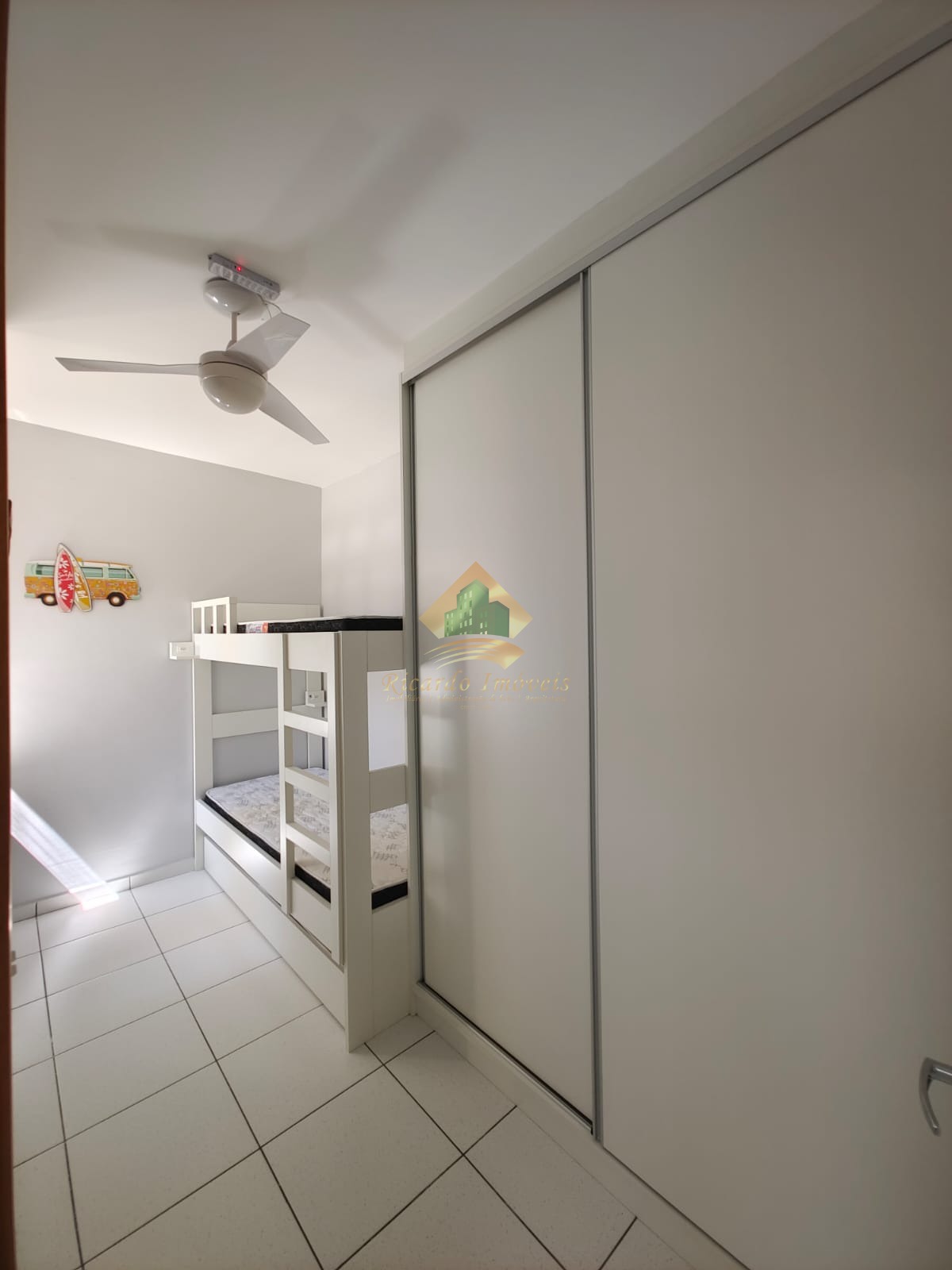 Excelente apartamento com ótimo custo benefício ótimo investimento para locação temporária.