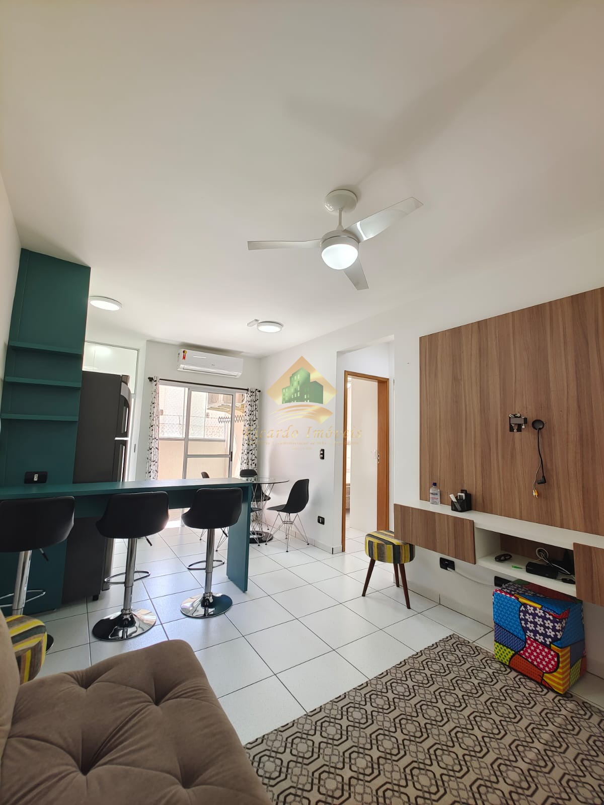 Excelente apartamento com ótimo custo benefício ótimo investimento para locação temporária.