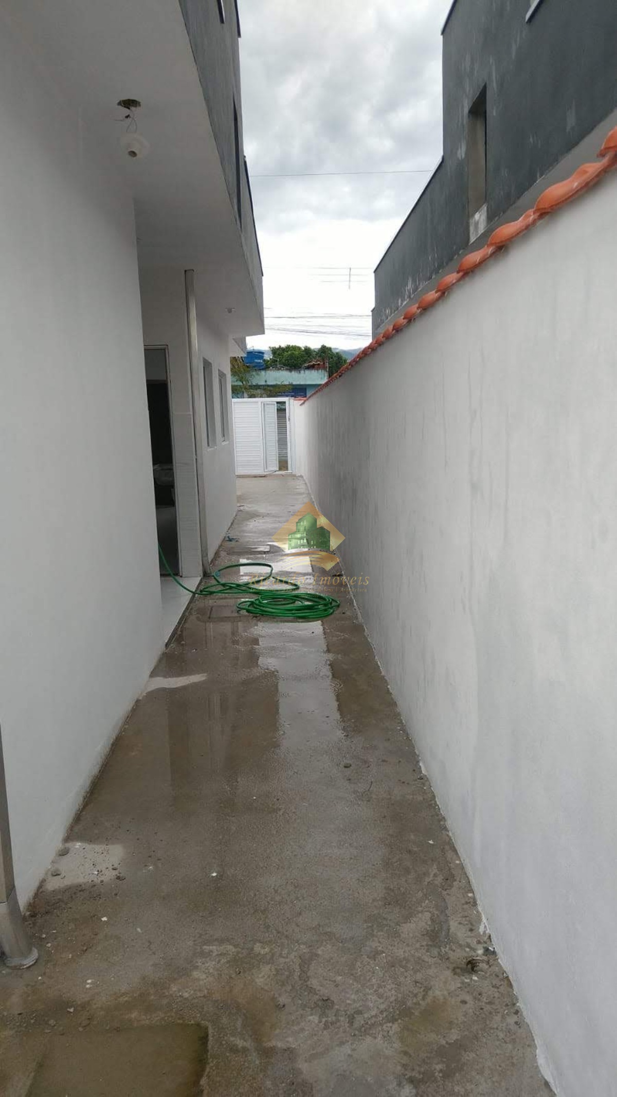 Casa Recém construída em Caraguatatuba documentação perfeita.