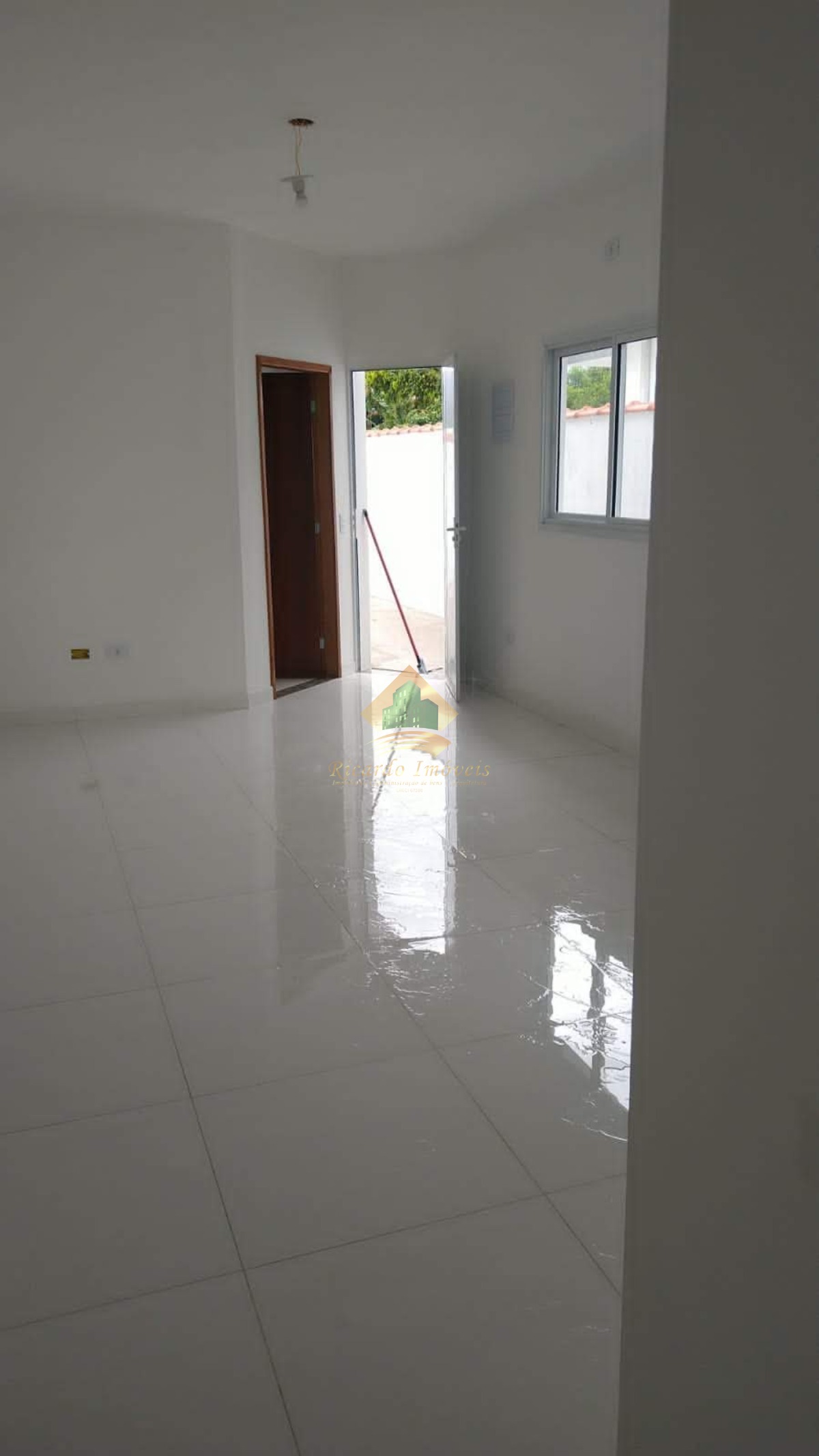 Casa Recém construída em Caraguatatuba documentação perfeita.