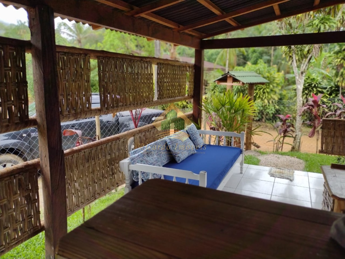 Linda casa no Sertão do Ubatumirim