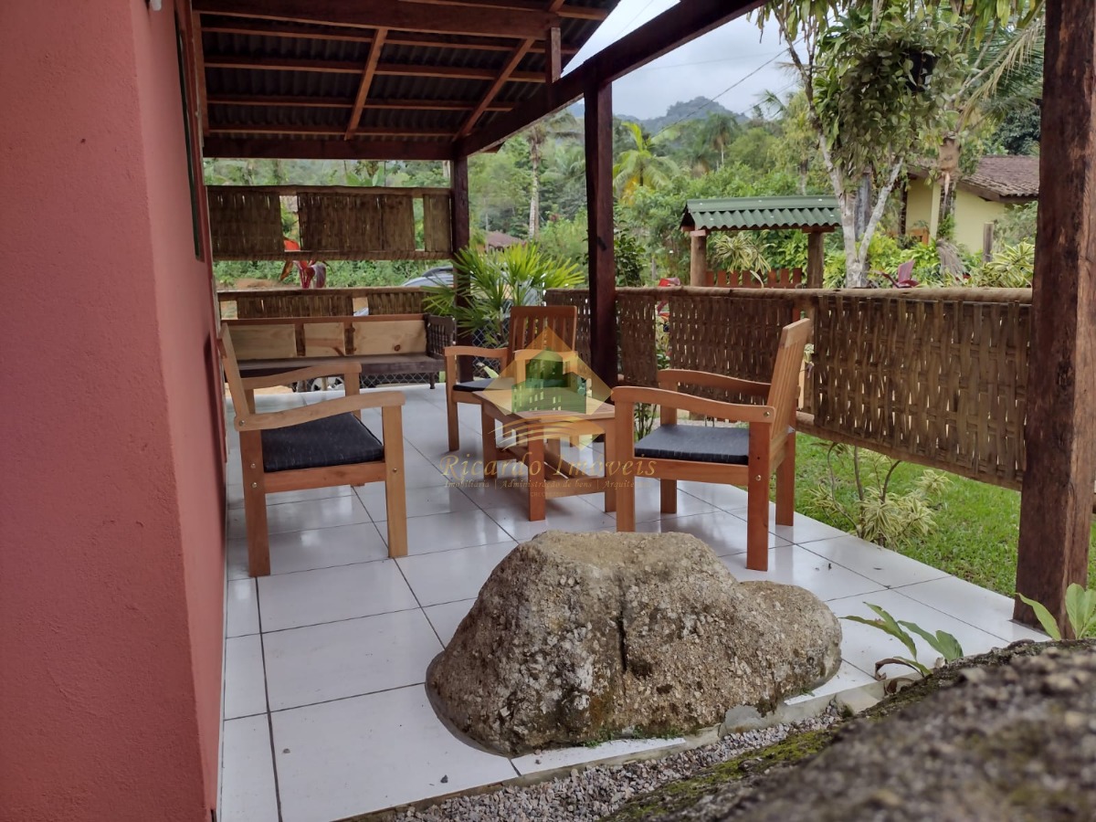 Linda casa no Sertão do Ubatumirim