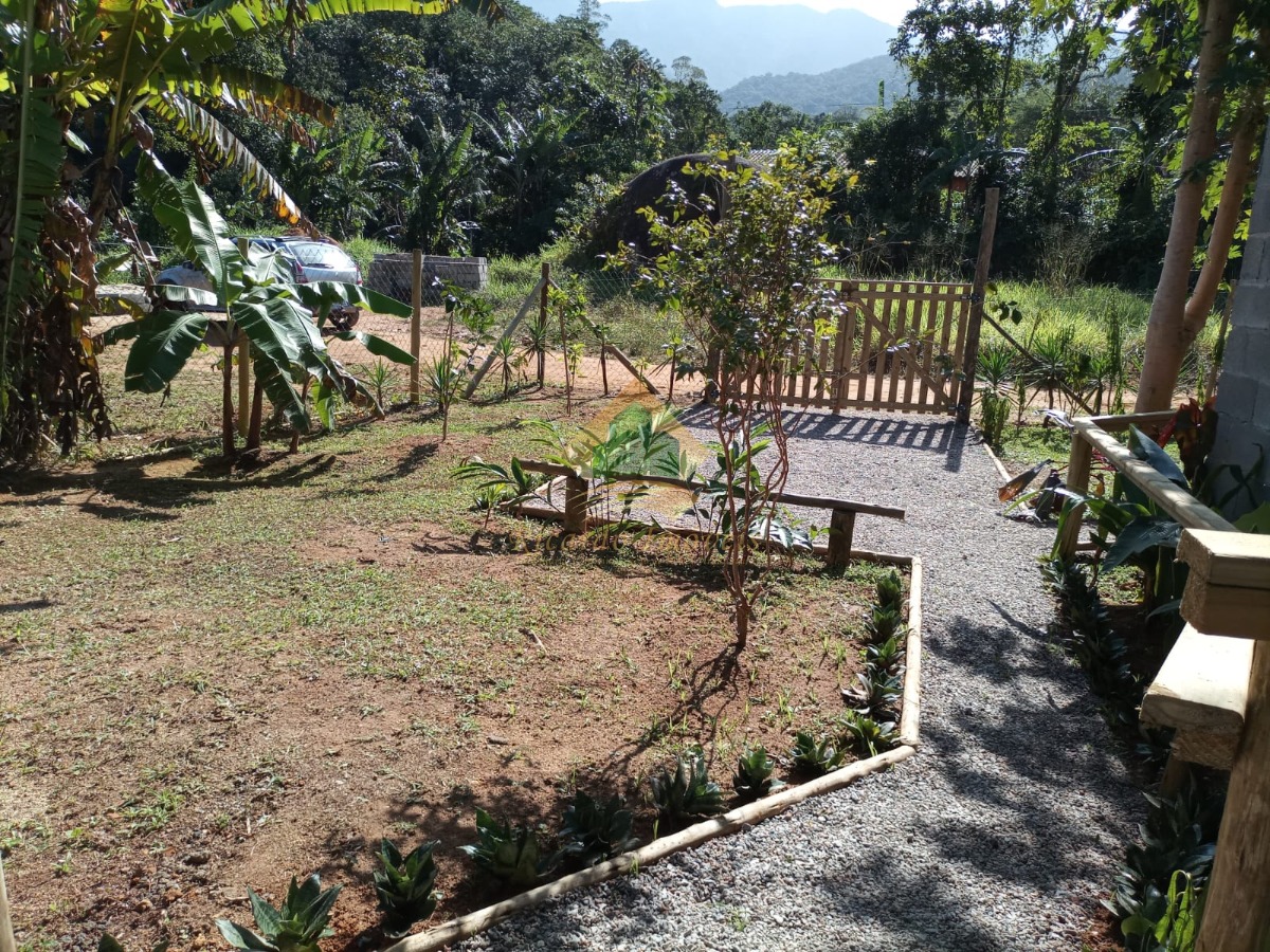 Linda casa no Sertão do Ubatumirim