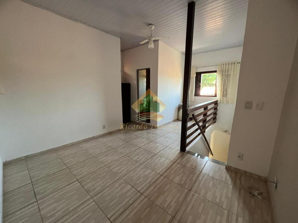 Excelente sobrado no Perequê-Açu, próximo da praia