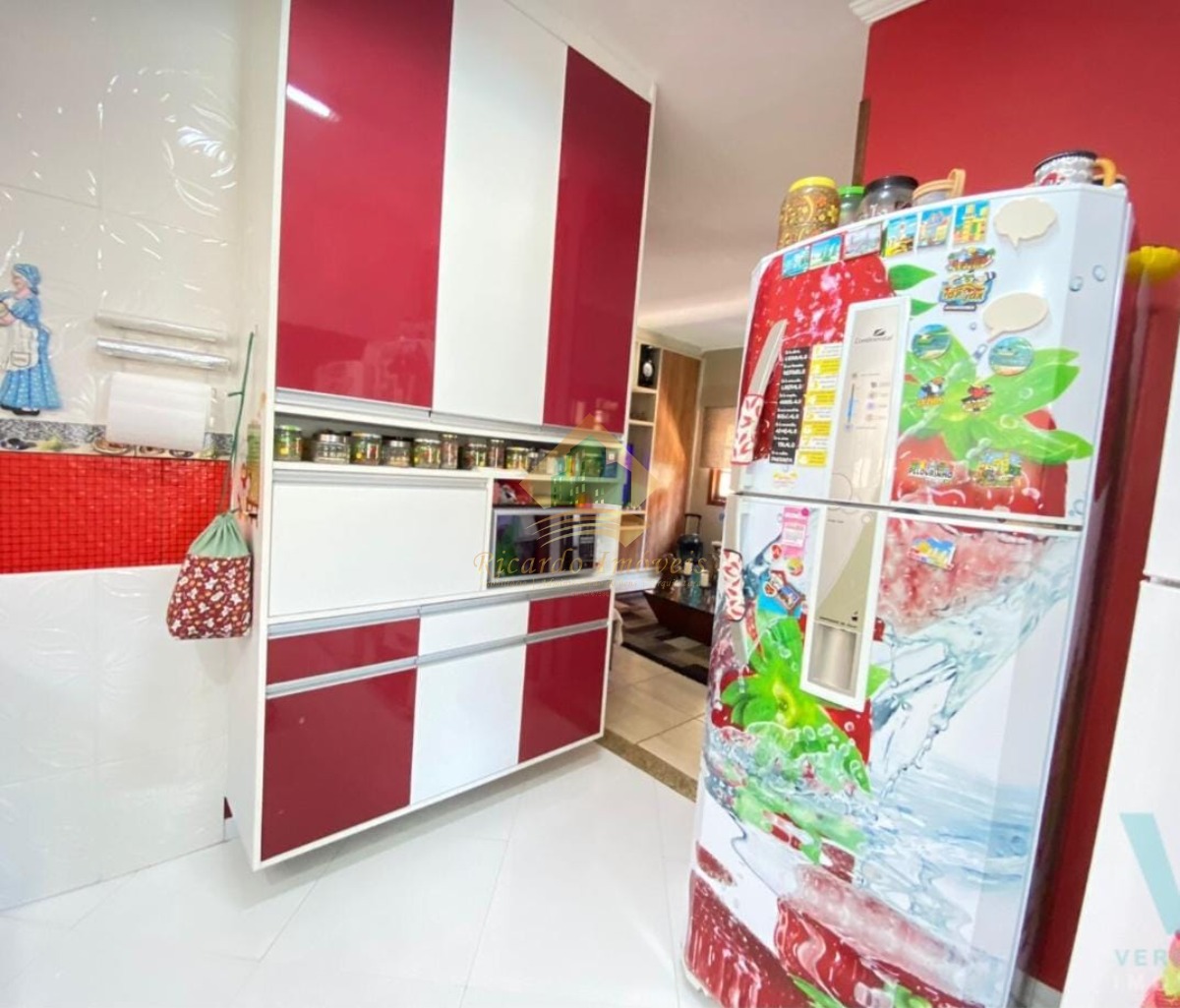 Belíssima casa em condomínio no horto florestal.