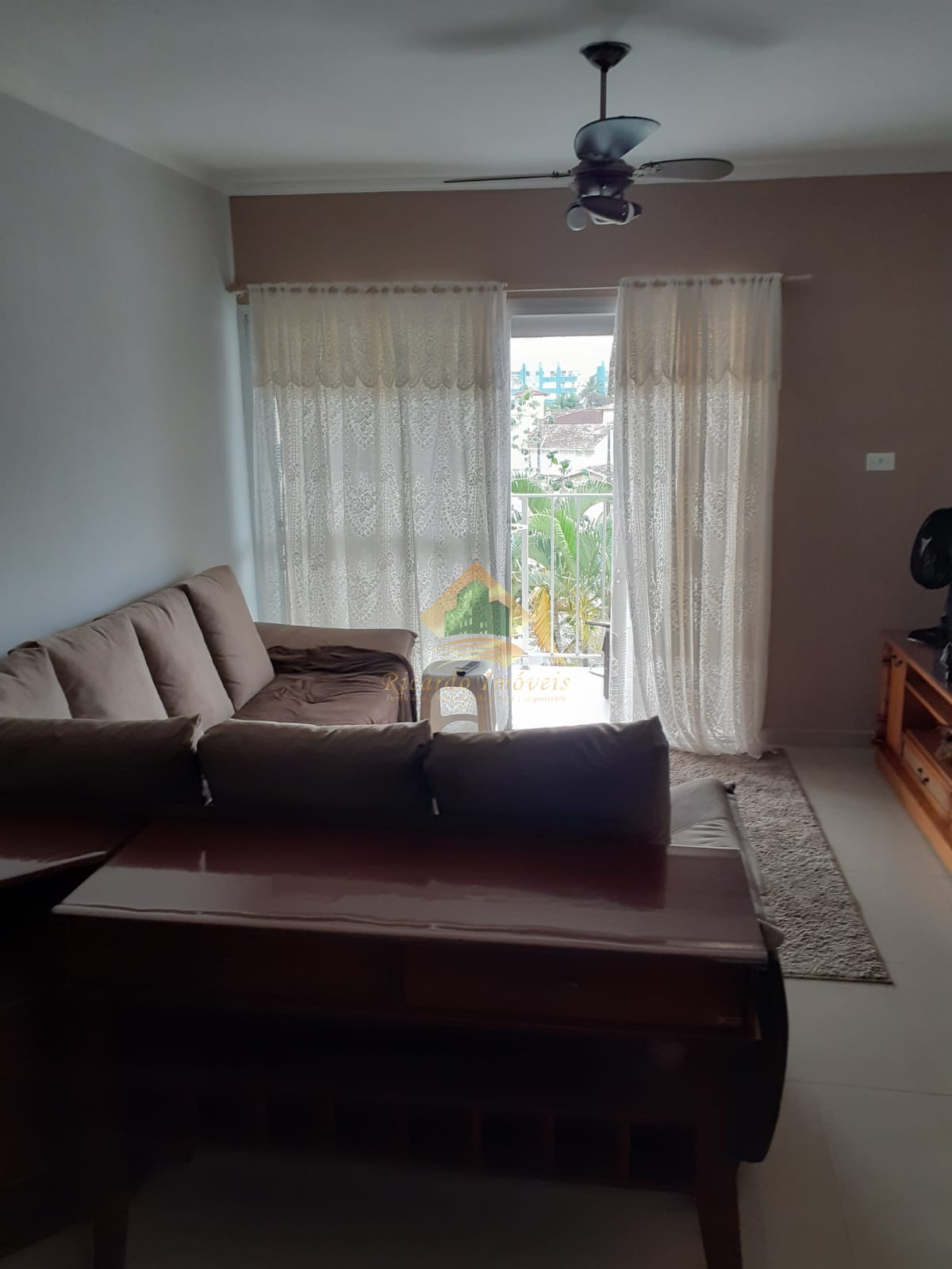 Apartamento com 3 dormitório no itaguá
