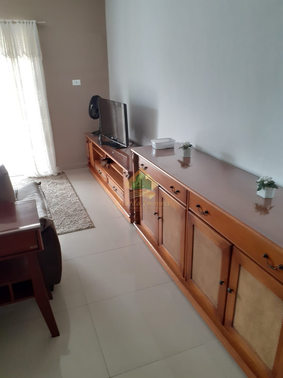 Apartamento com 3 dormitório no itaguá