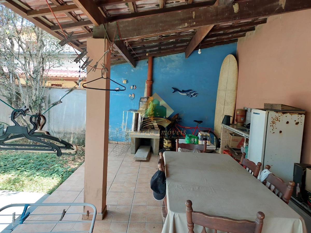 Excelente casa no bairro Jardim Carolina
