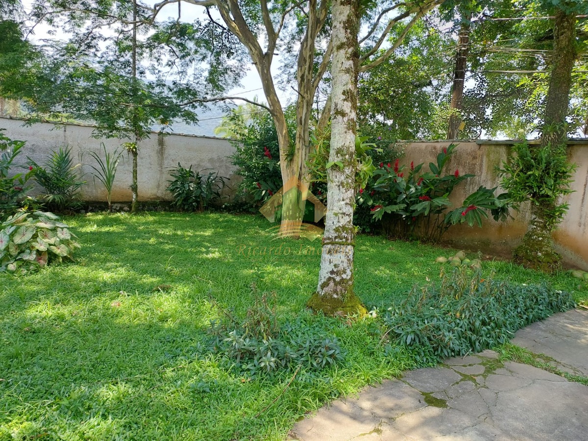 Excelente casa no bairro Jardim Carolina