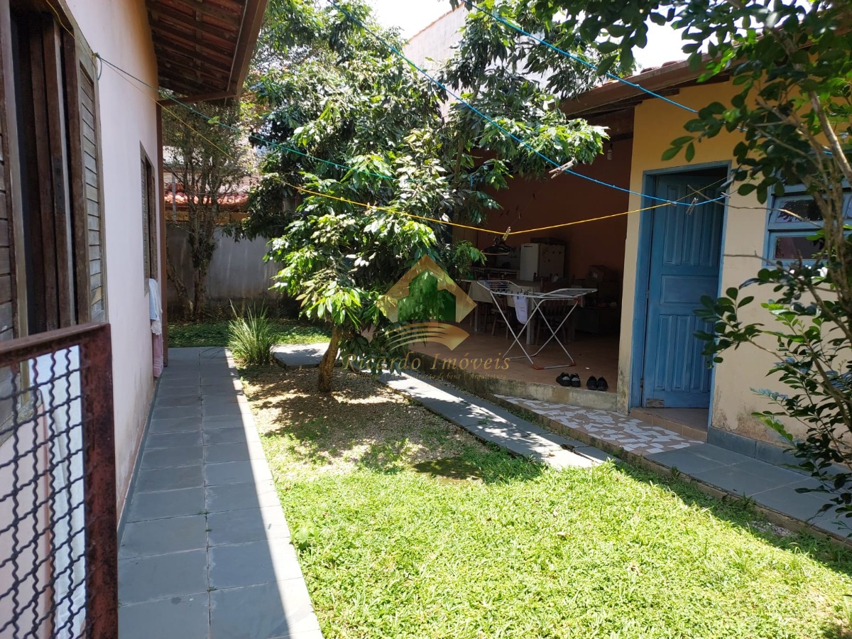 Excelente casa no bairro Jardim Carolina